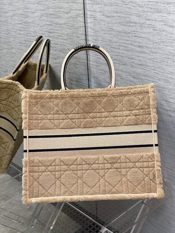 ELE - Dir Bags - 1904