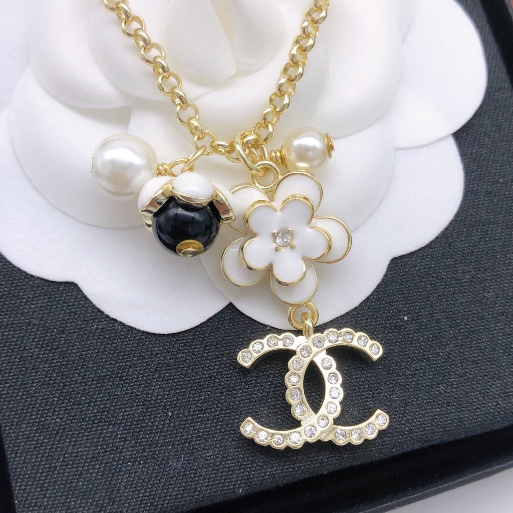 EN - Lux Necklace CHL006