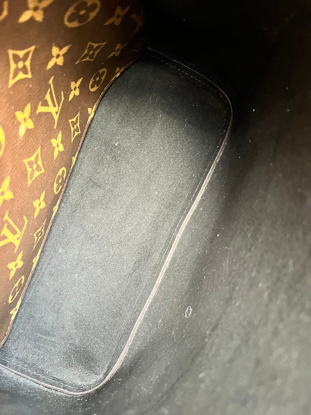 Louis Vuitton Neo Noe Monogram and Black (RRP £1,560)