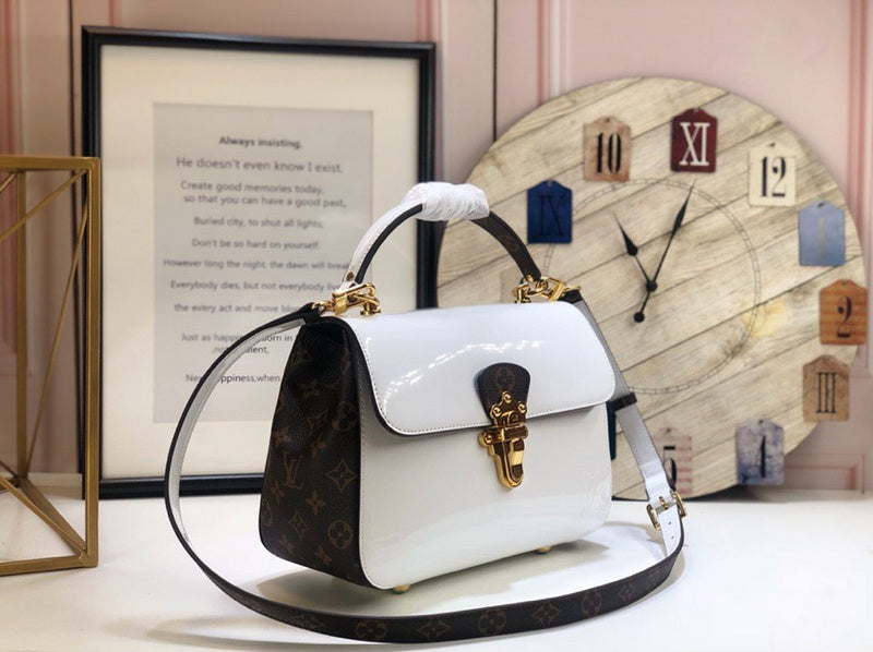 LOV2 Bags - Luxurious Bags  1838
