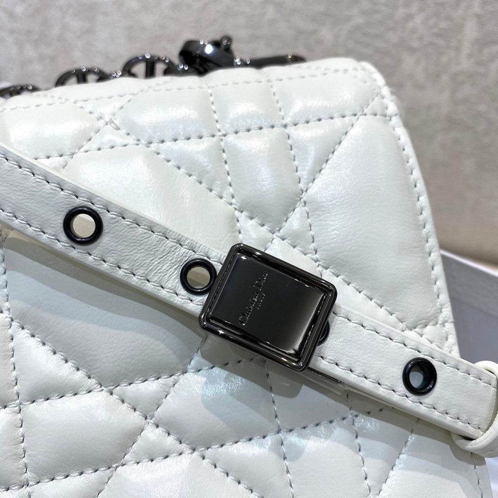 GLAMI Large Caro Bag, White, For Women WomenÃ¢â‚¬â„¢s Handbags, Crossbody Bags, 29cm CD
