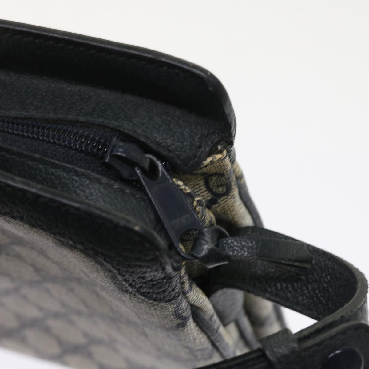 GUCCI GG Supreme Sherry Line Shoulder Bag Navy Red gray 41 02 013 57734