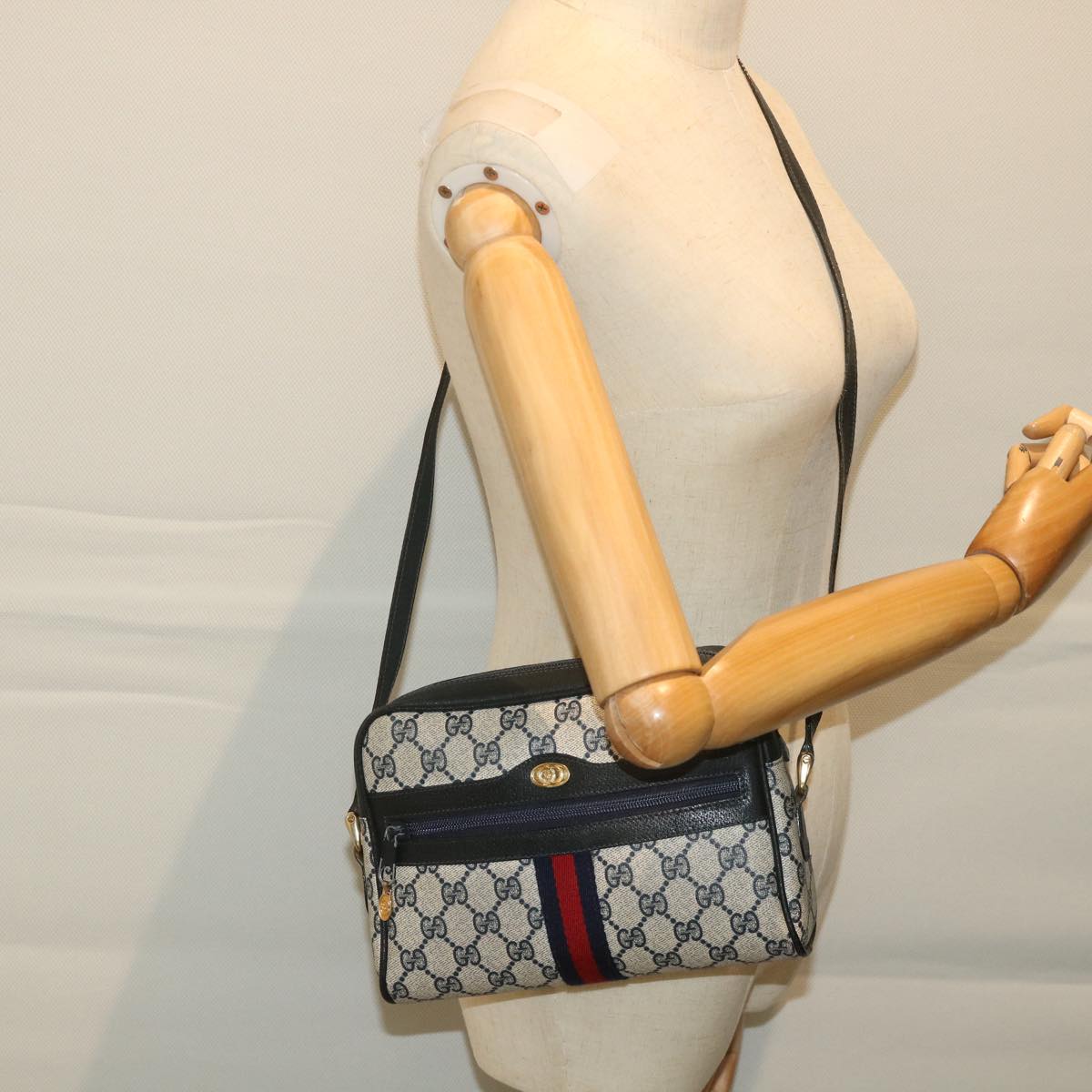 GUCCI GG Supreme Sherry Line Shoulder Bag Red Navy gray 010 378 57831