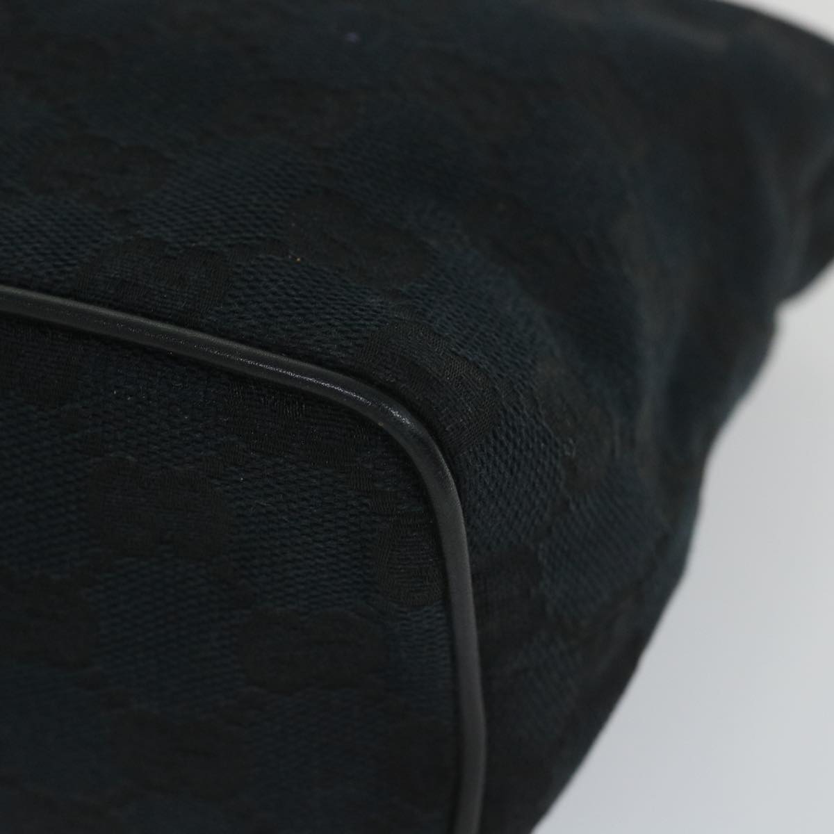 GUCCI GG Canvas Pouch Black 039 1147 57832