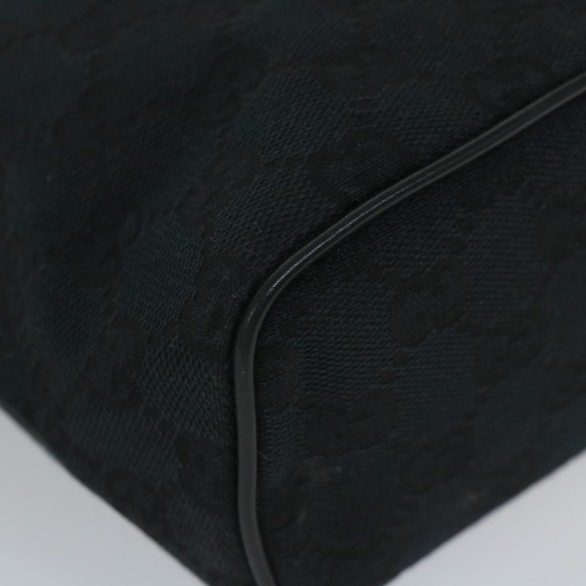 GUCCI GG Canvas Pouch Black 039 1147 57832