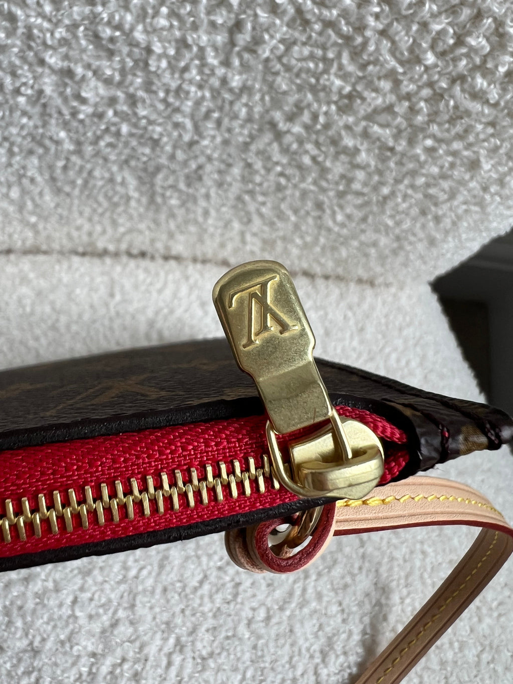 Louis Vuitton Pouch (from Neverfull MM) in Monogram