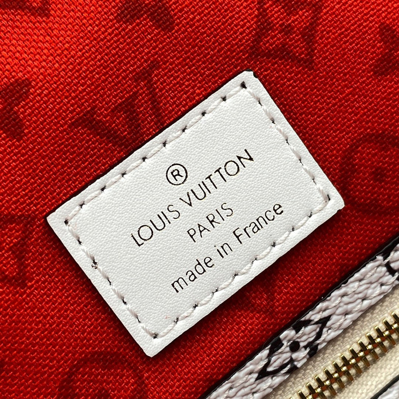 LOV2 Bags - Luxurious Bags  1644