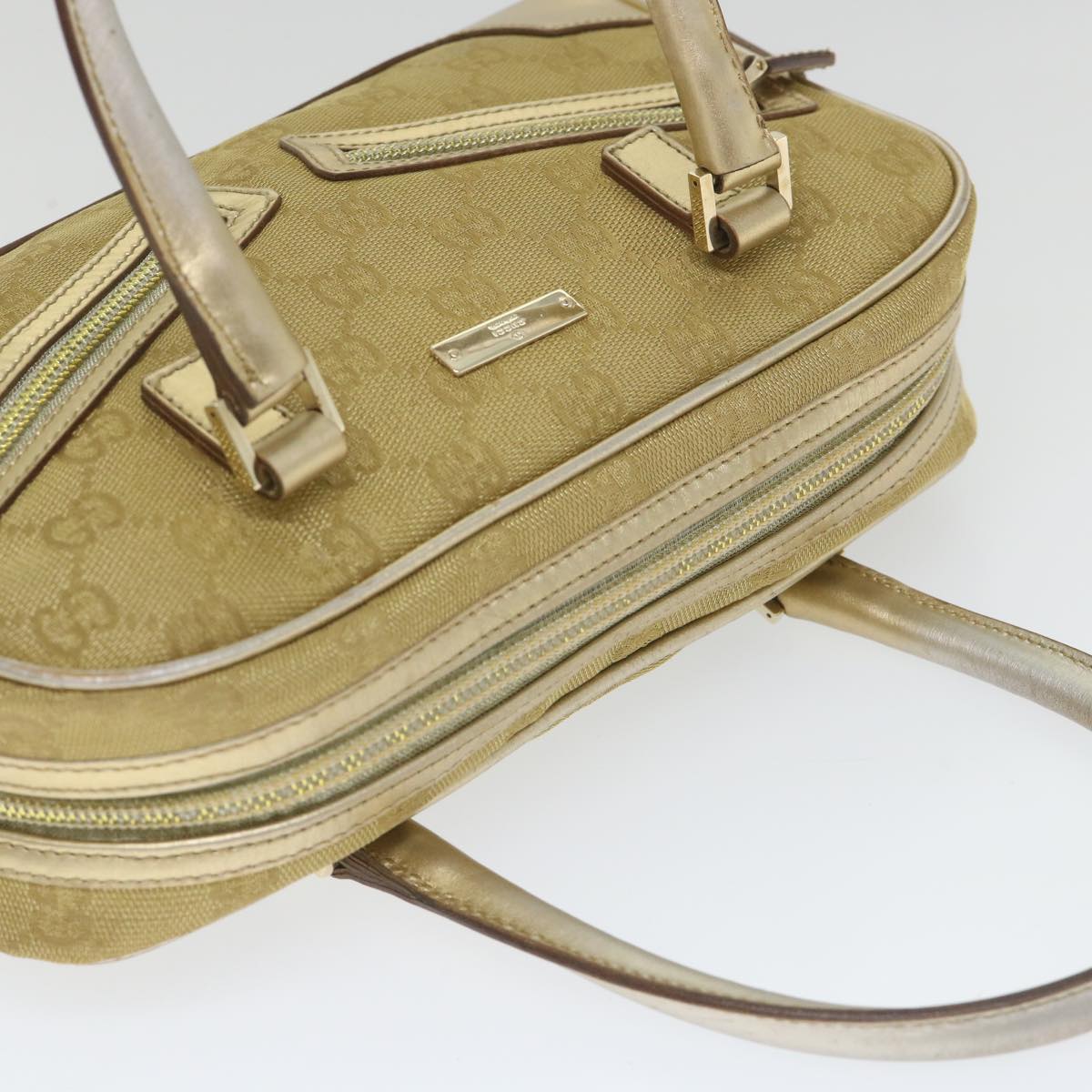 GUCCI GG Canvas Hand Bag Gold 000 0852 2123 57933