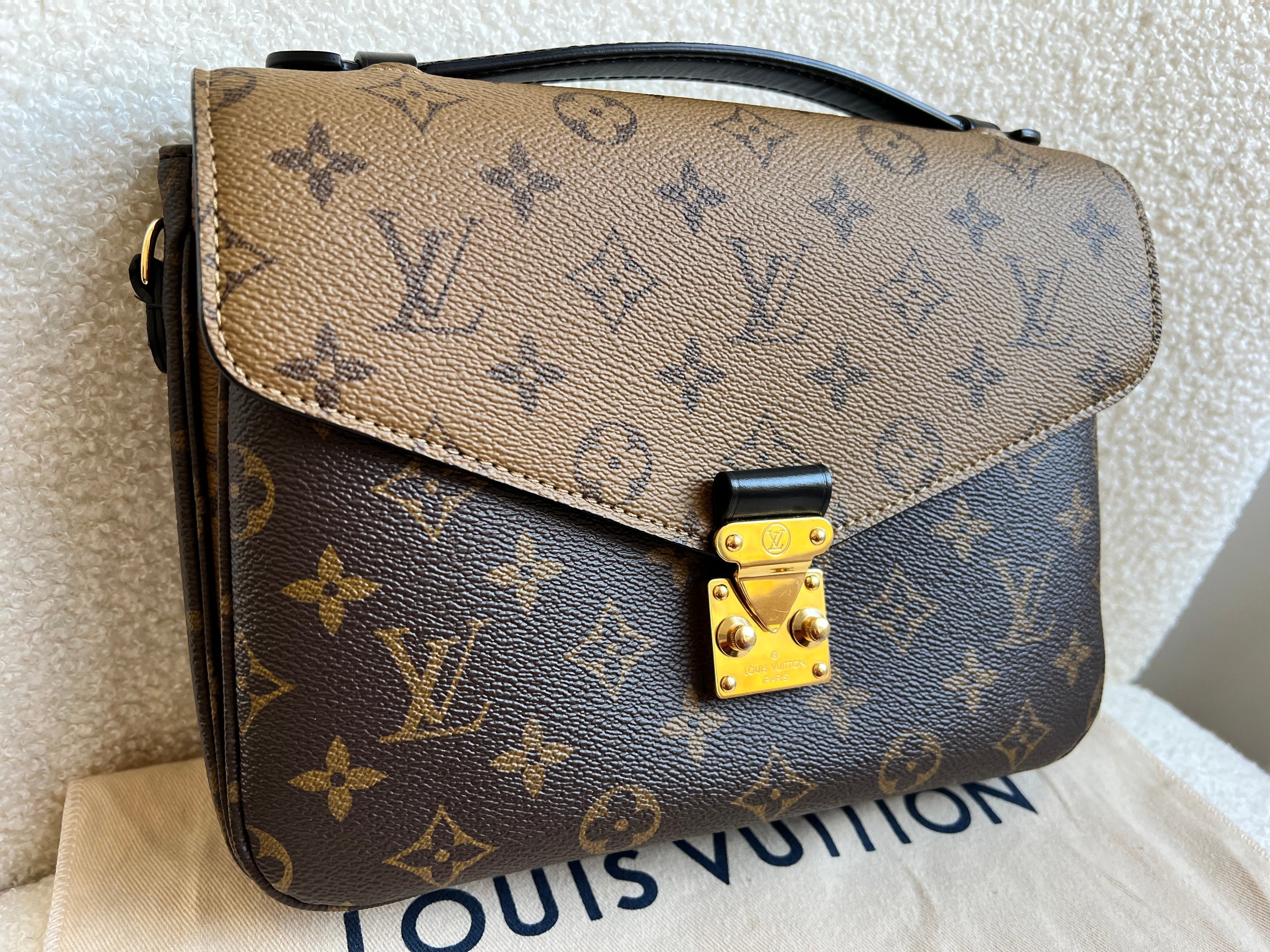 Louis Vuitton Pochette Metis Reverse Monogram (RRP £1,970)