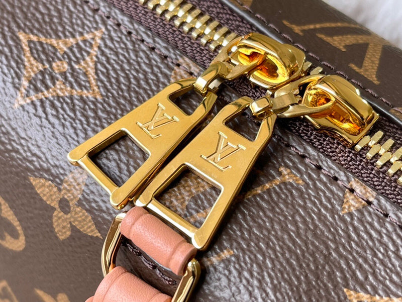 Fashion Lu-Vi bags - 4638