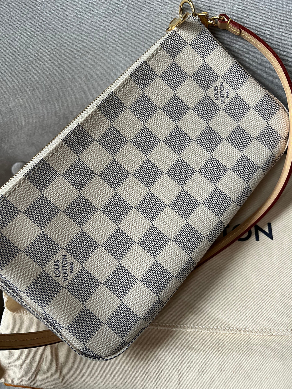Louis Vuitton Pochette Accessoires Damier Azur (RRP £970)