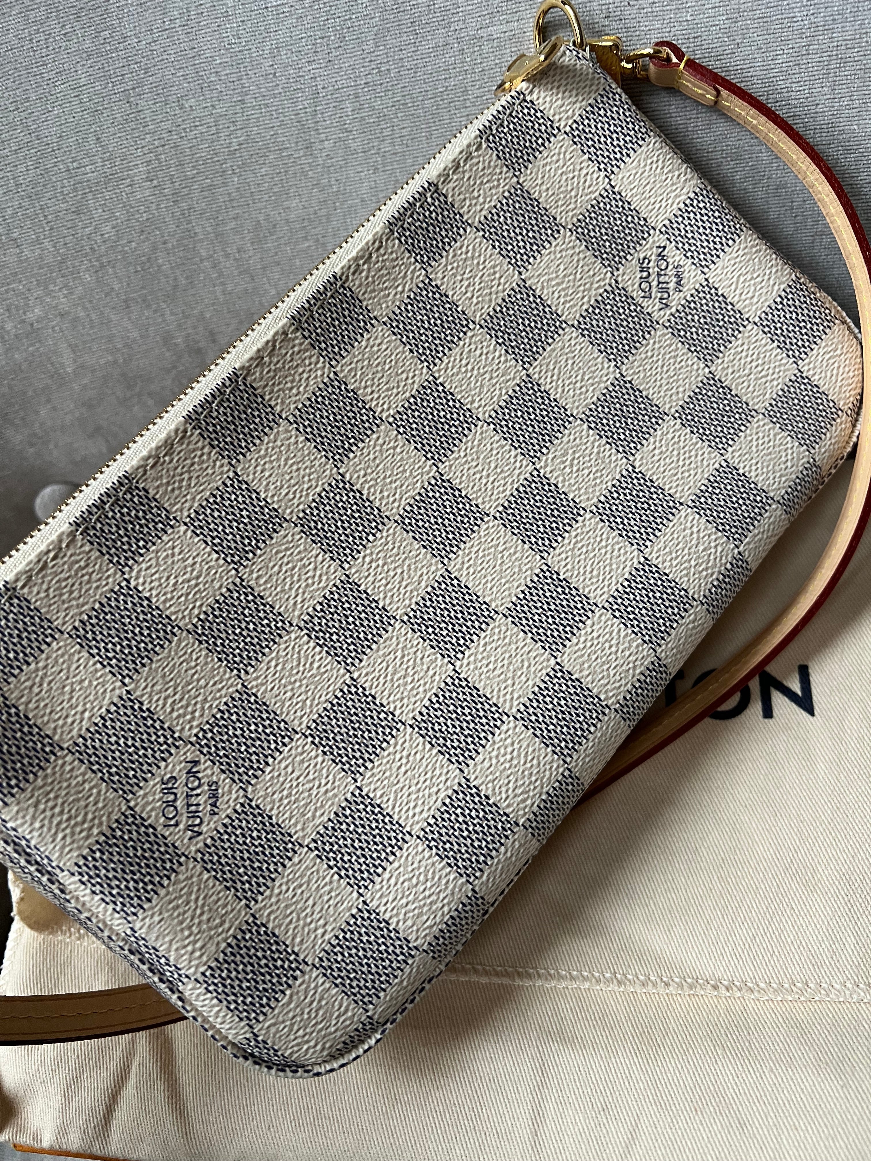 Louis Vuitton Pochette Accessoires Damier Azur (RRP £970)