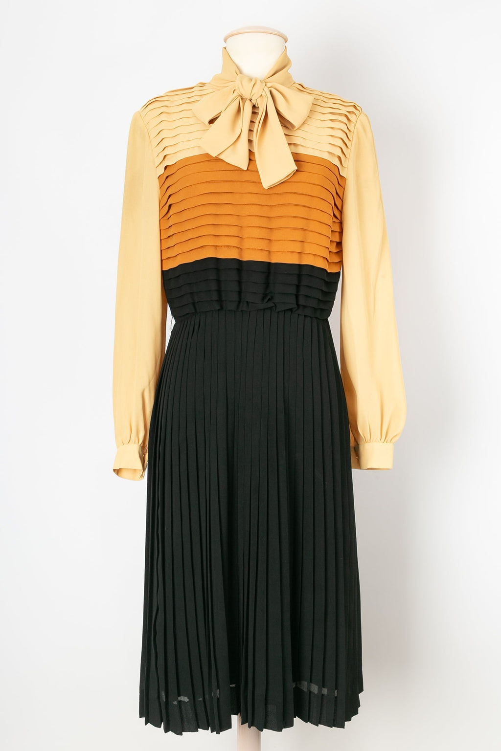 Robe en crÃƒÆ’Ã‚Âªpe 1975s