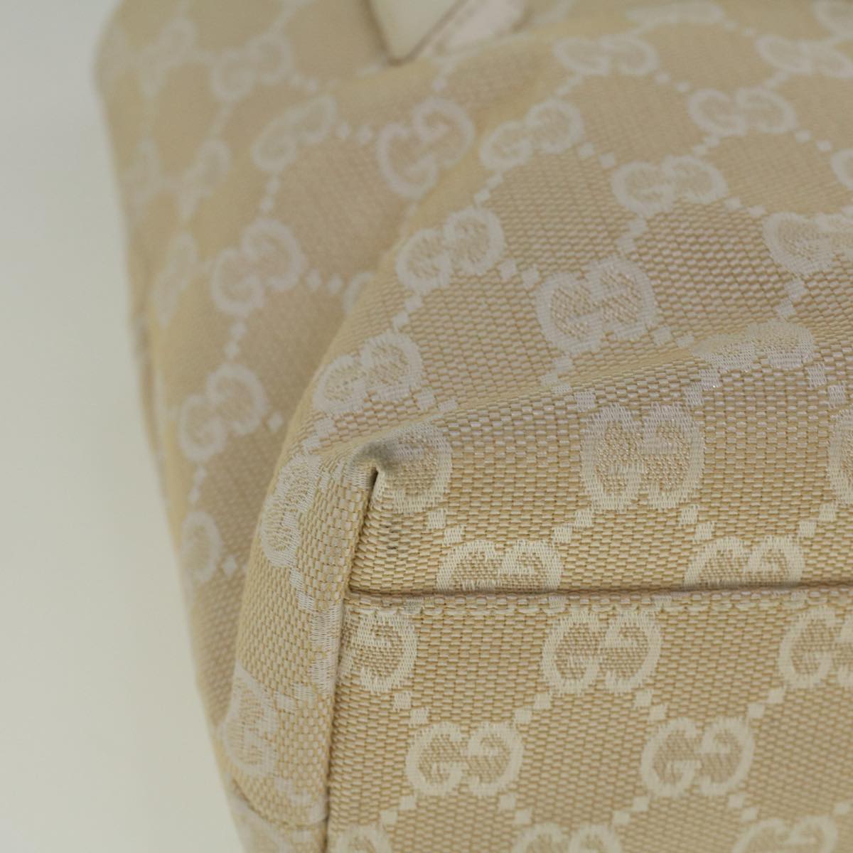GUCCI GG Canvas Hand Bag Beige 002 1079 001998 58675