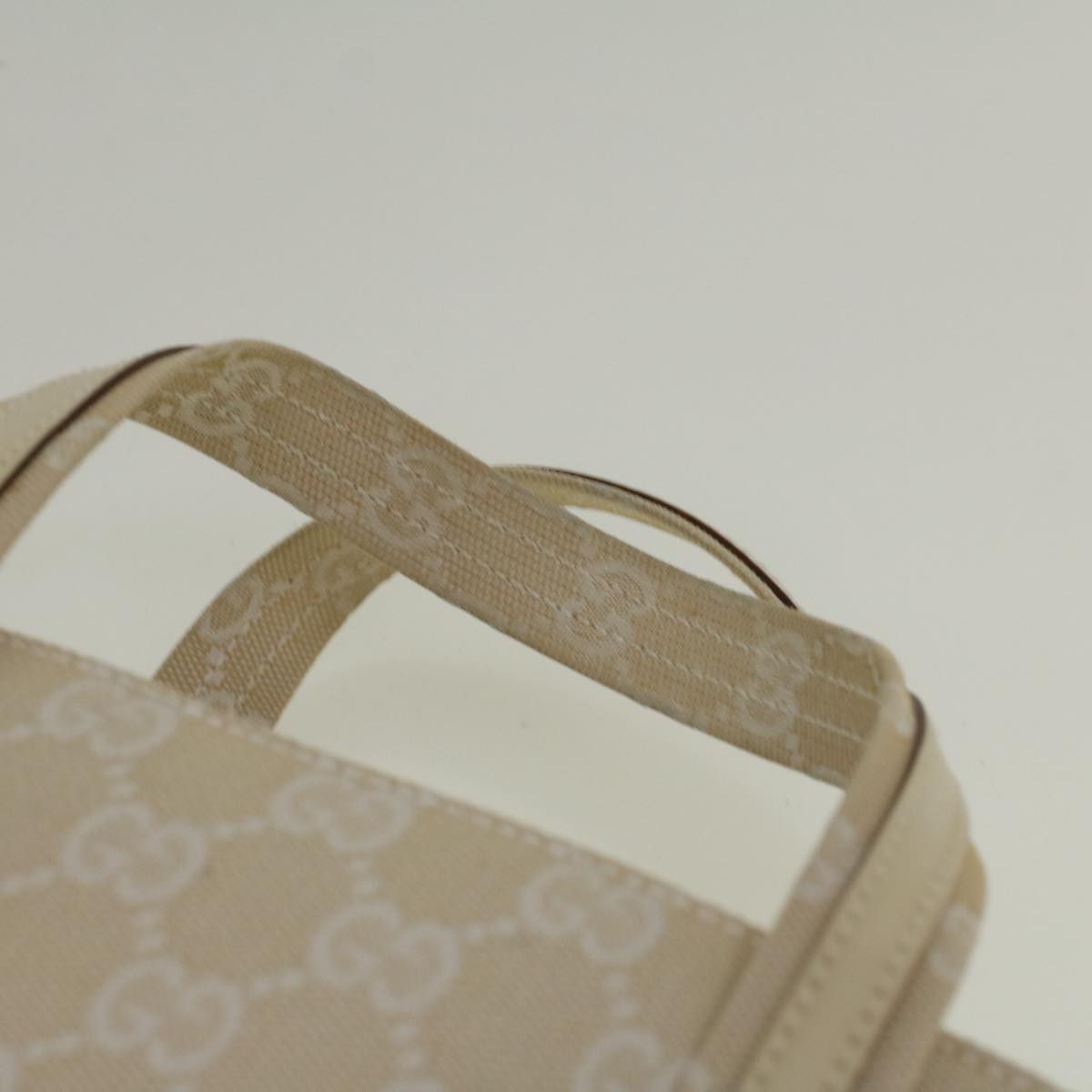 GUCCI GG Canvas Hand Bag Beige 002 1079 001998 58675