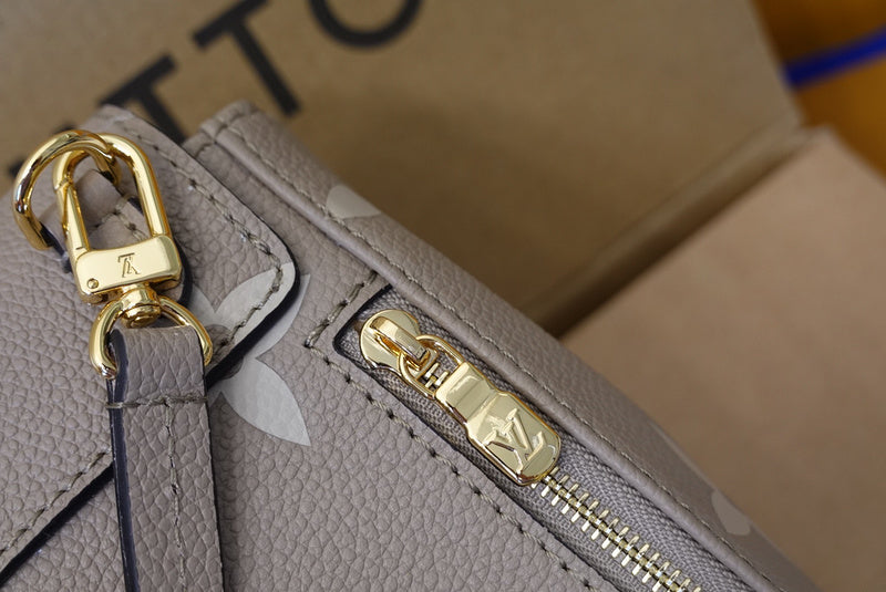 LOV2 Bags - Luxurious Bags  1562