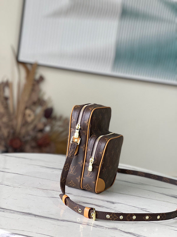 Fashion Lu-Vi bags - 4486