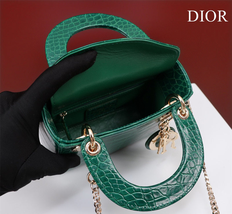 ELE - Dir Bags - 1756
