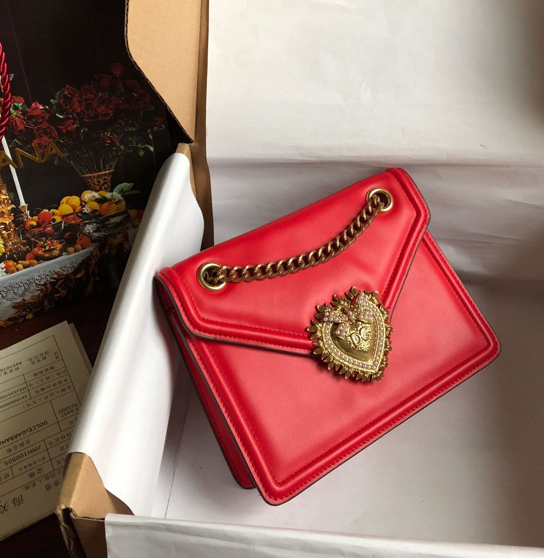 GLAMI MeGLAMIum Devotion Bag Red For Women 8.1in/20.5cm GLAMI