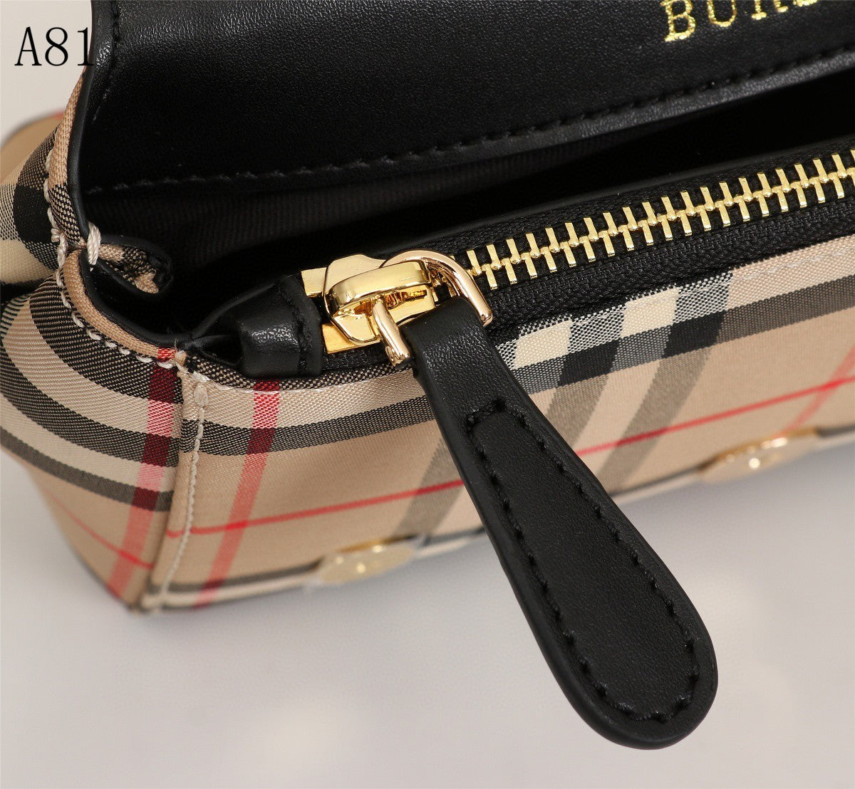 GLAMI Vintage Check And Small Crossbody Bag Archive Beige For Women, Bags 7.1in/18cm 80264541
