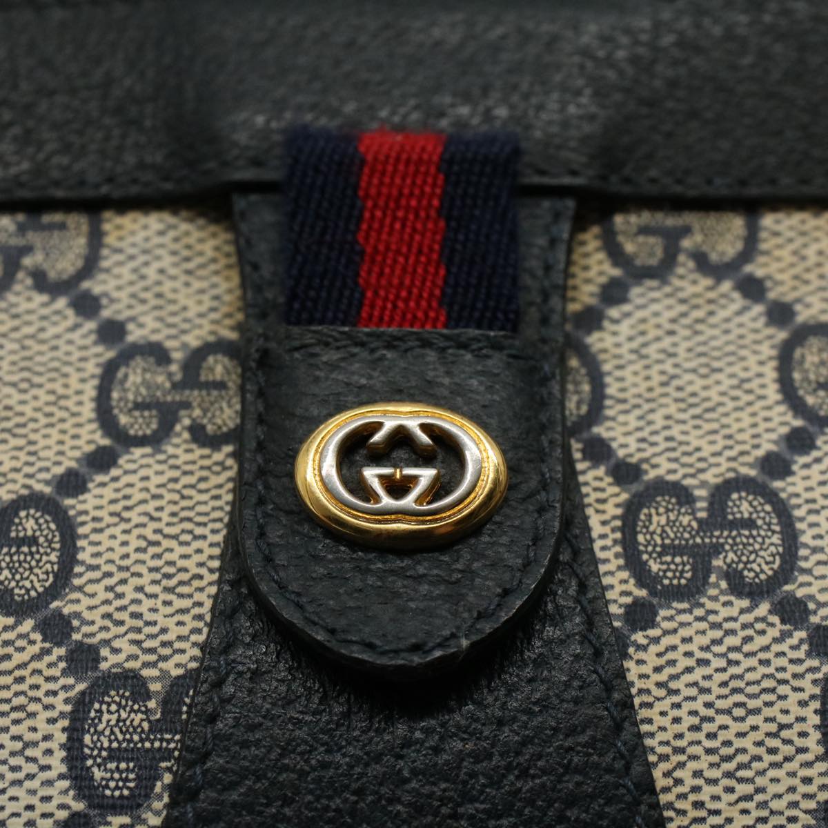 GUCCI GG Supreme Sherry Line Clutch Bag Red Navy Gray 156 01 033 59620