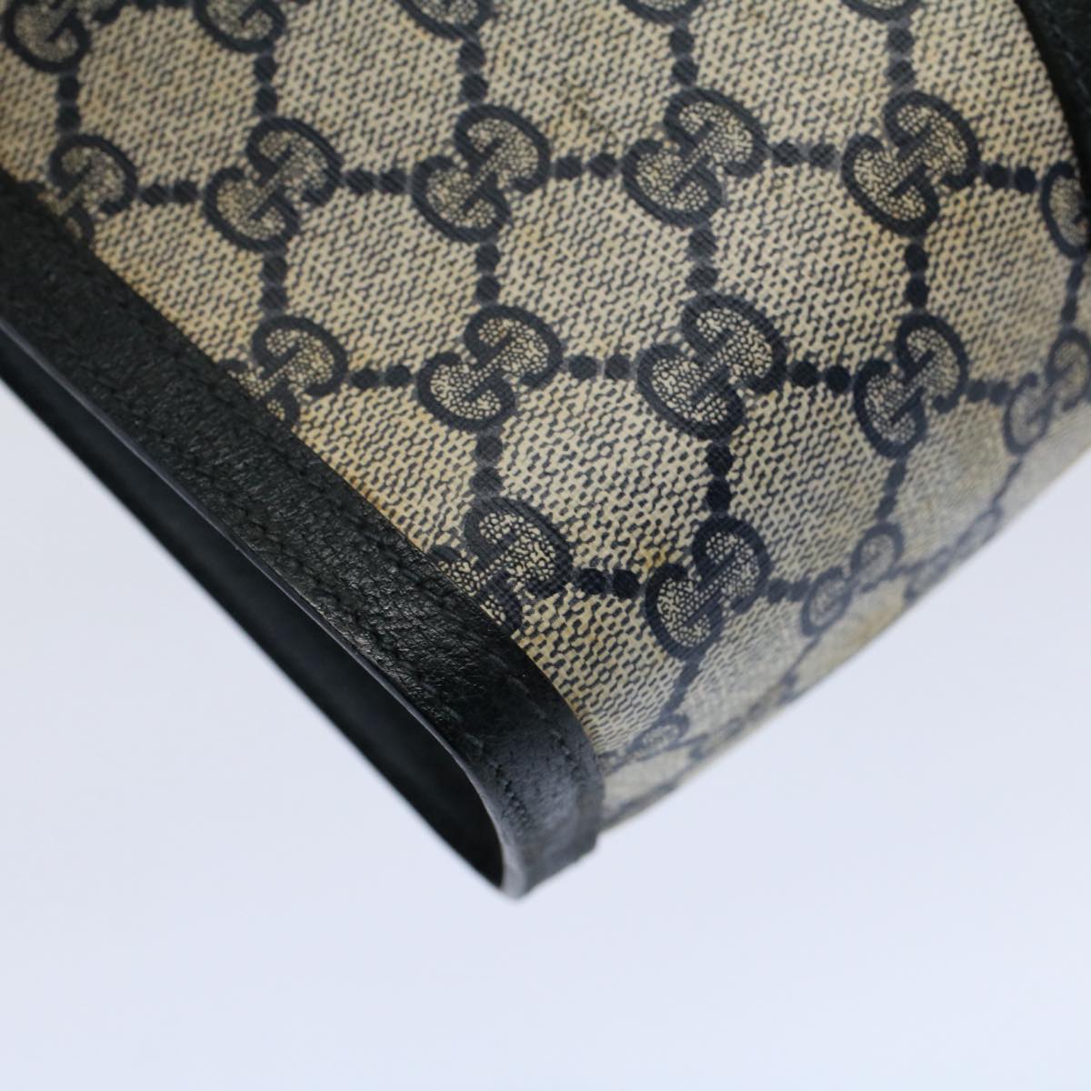 GUCCI GG Supreme Sherry Line Clutch Bag Red Navy Gray 156 01 033 59620