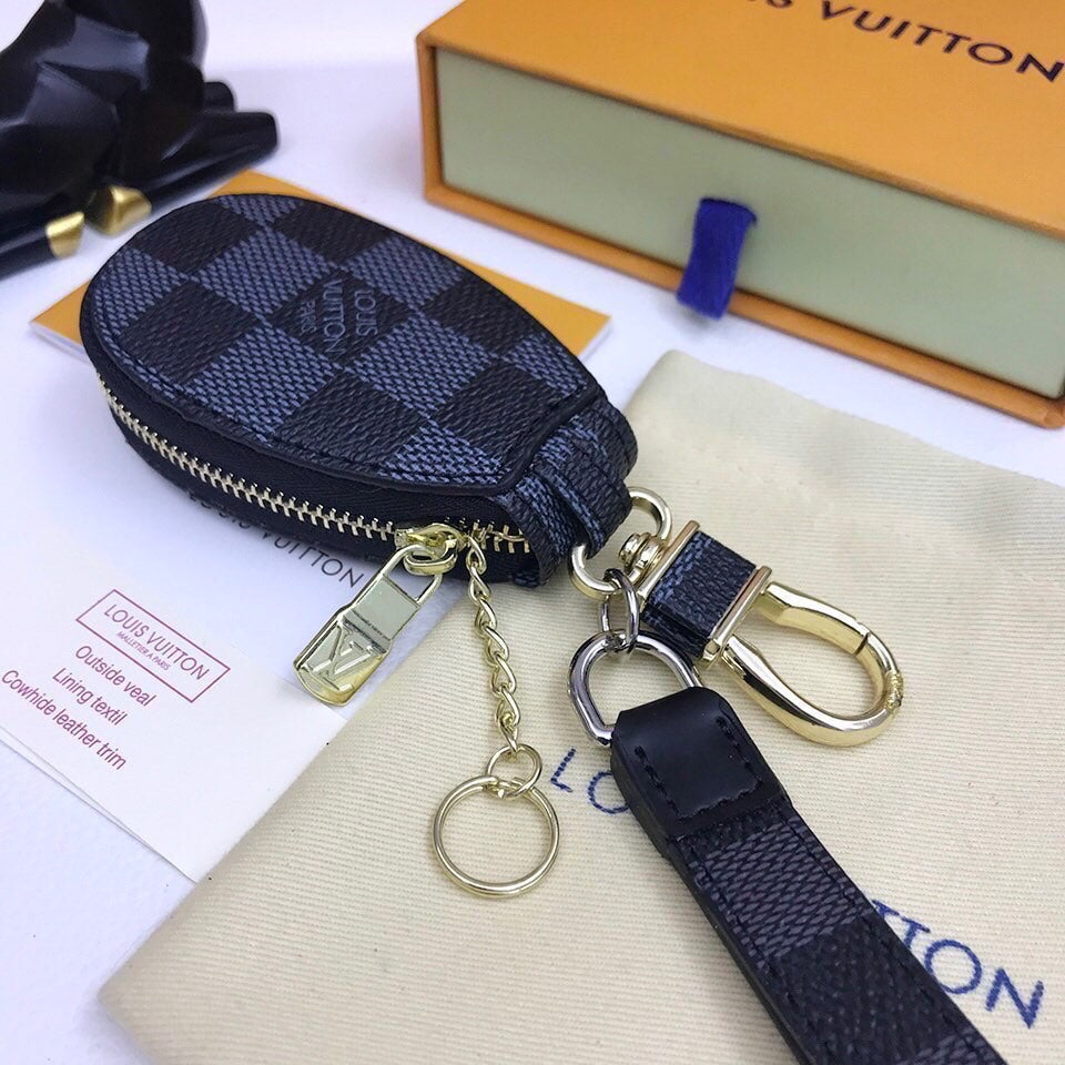 EN - Lux Keychains LUV 026