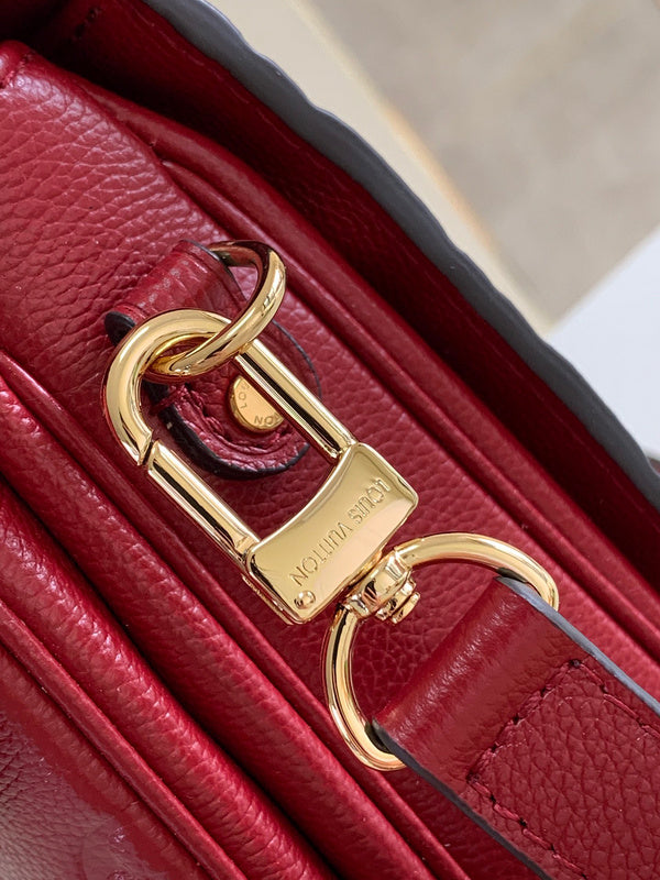 LOV2 Bags - Luxurious Bags  1811
