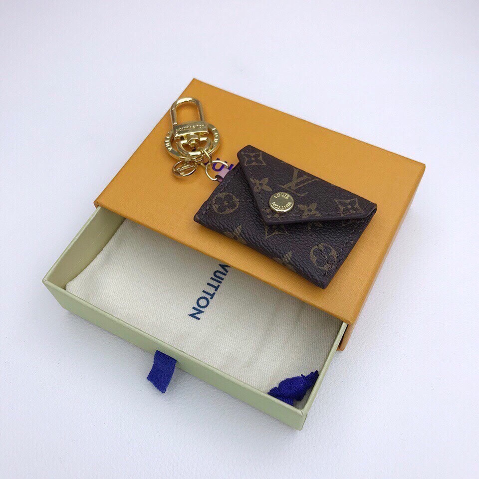 EN - Lux Keychains LUV 069
