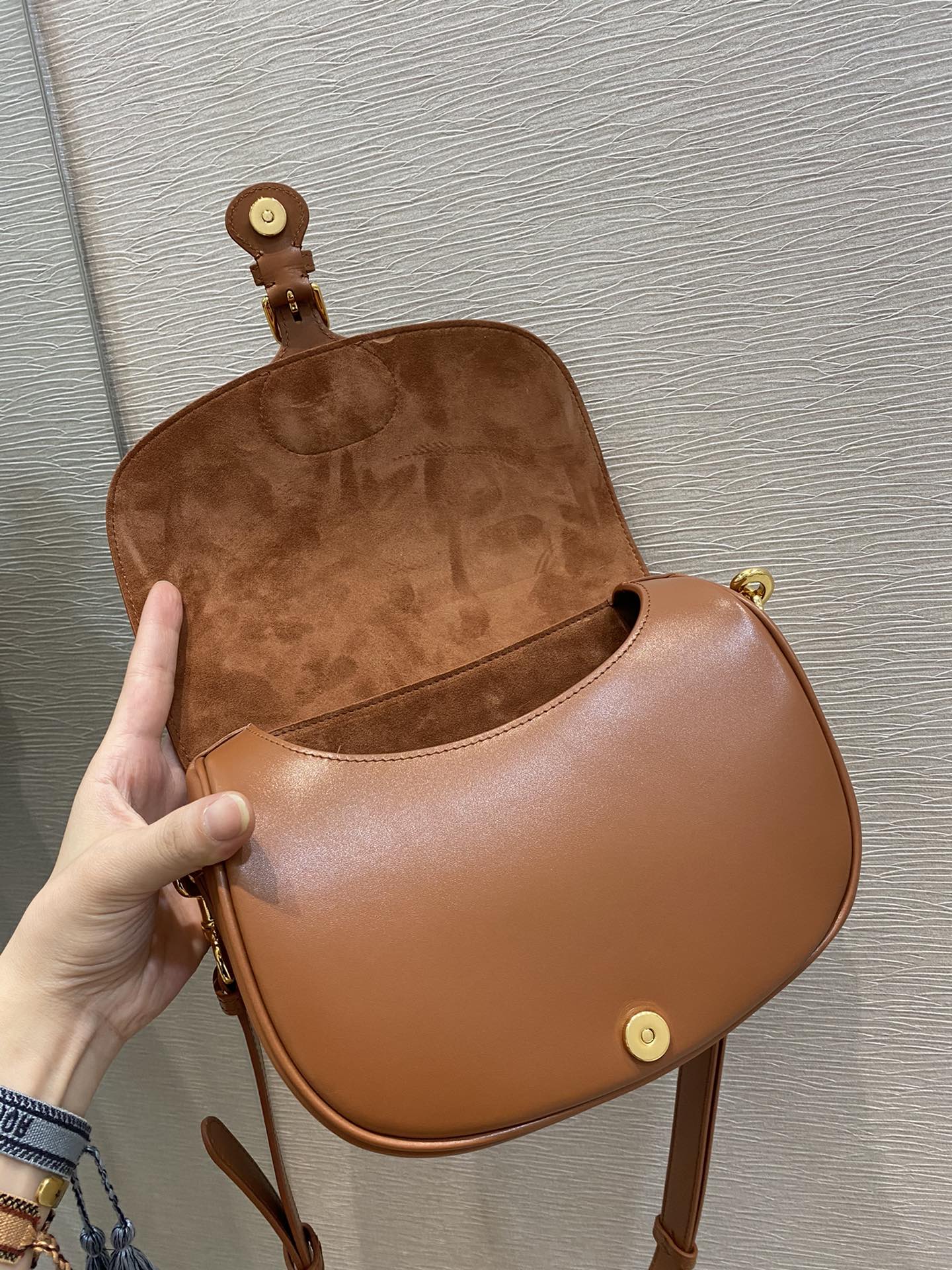 GLAMI Brown MeGLAMIum BoGLAMIy Bag For Women 22cm/9in