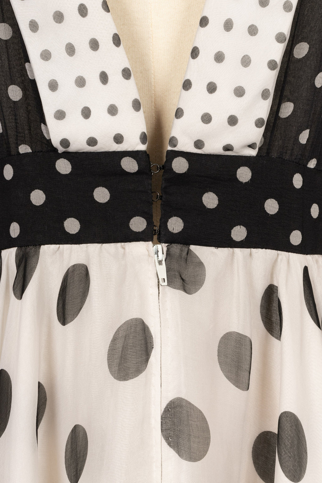 Robe Nina Ricci Haute Boutique