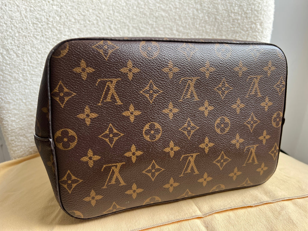 Louis Vuitton Neo Noe Monogram and Black (RRP £1,560)