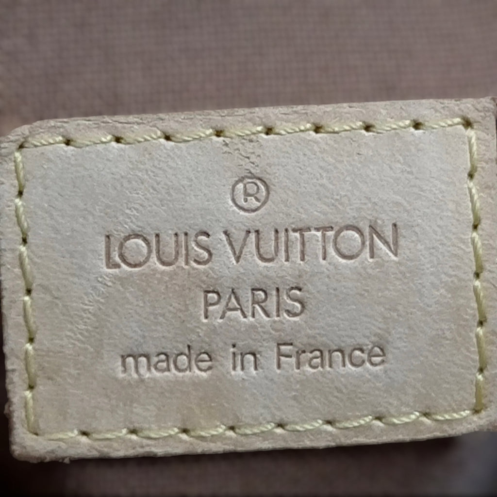 Louis Vuitton Lock It