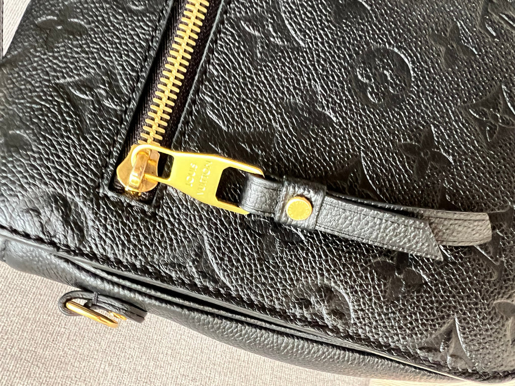 Louis Vuitton Pochette Metis Black Empreinte (RRP £2,110)