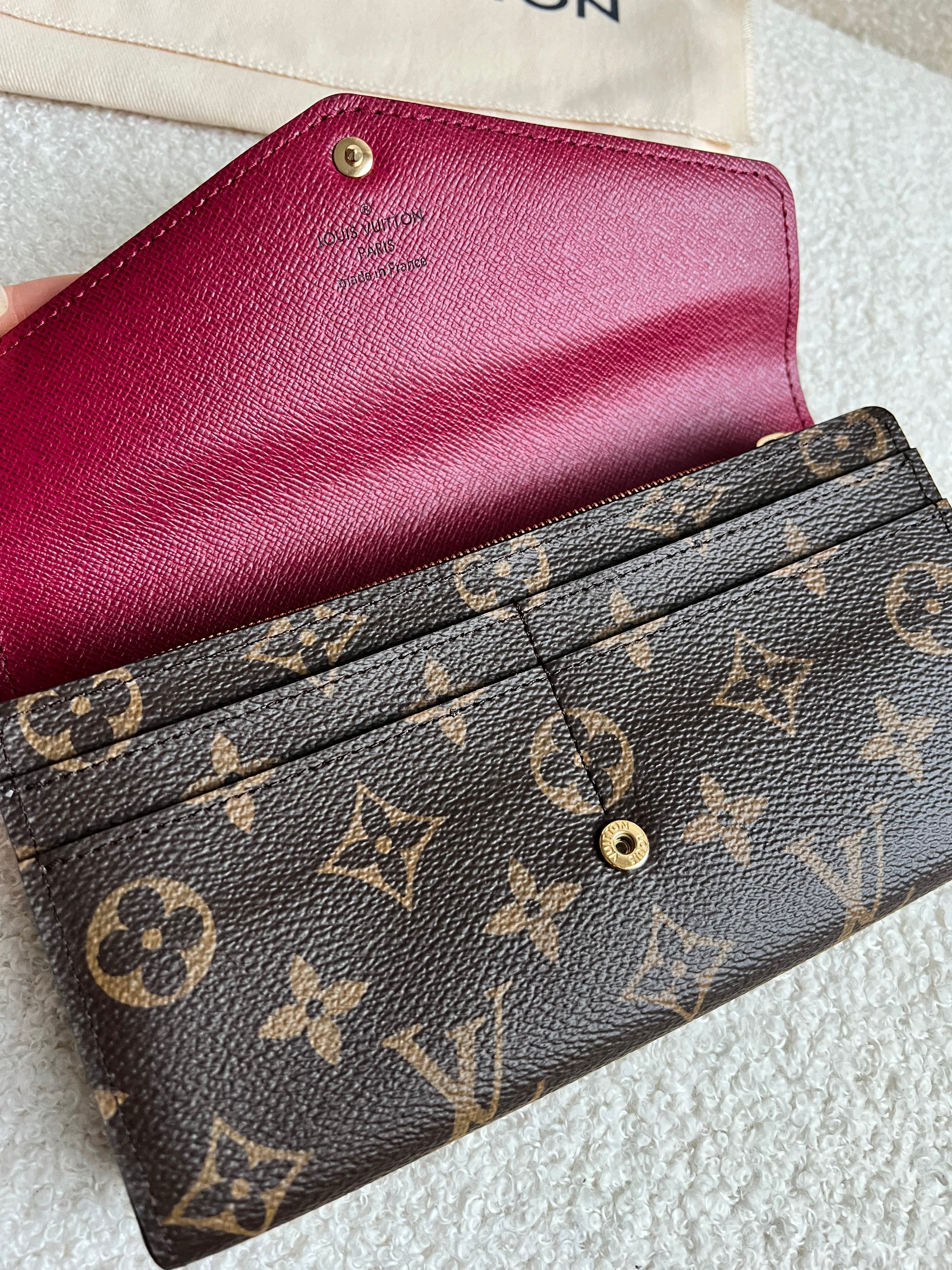 Louis Vuitton Sarah Wallet in Monogram and Fuchsia  (RRP £490)