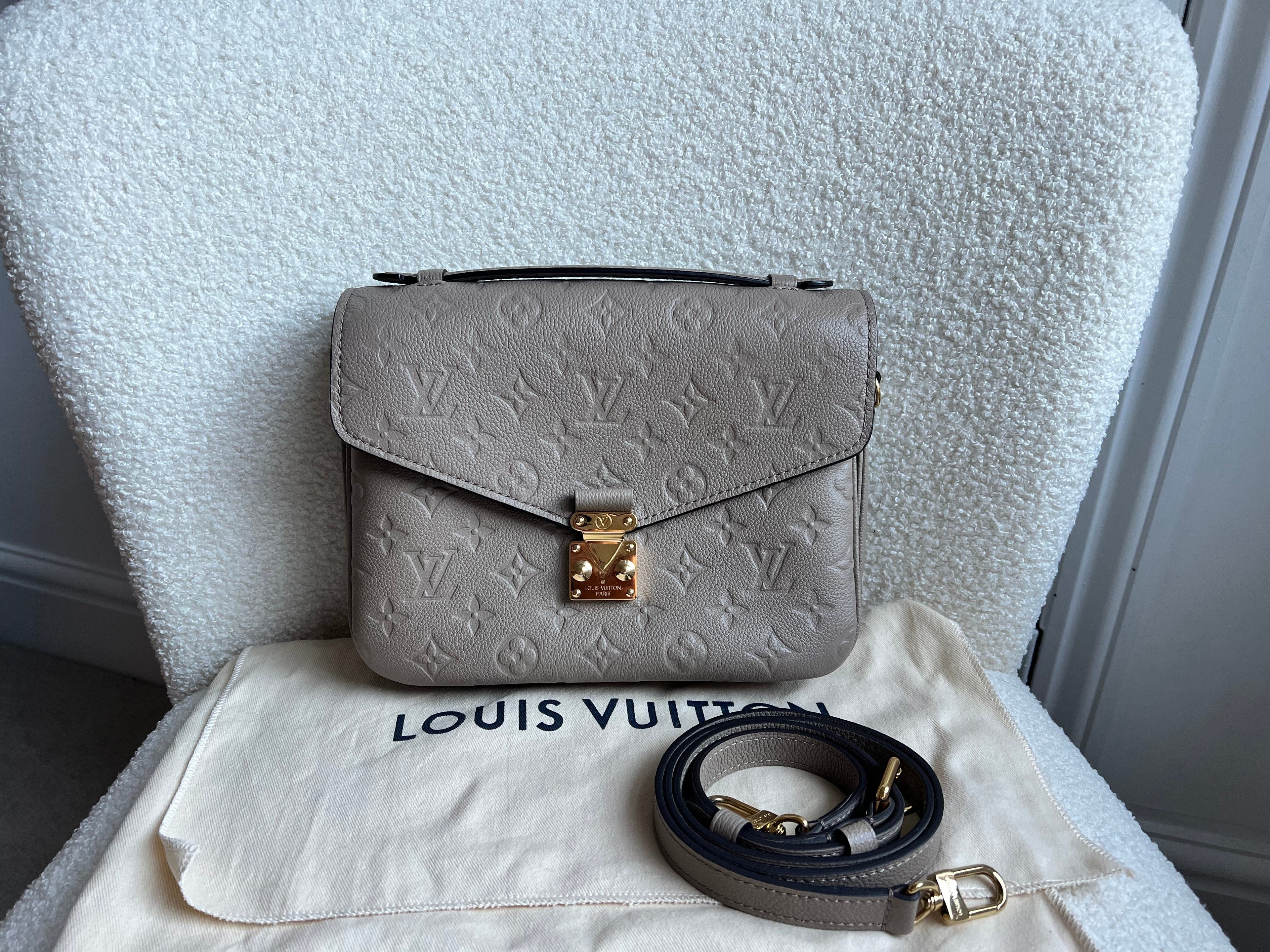 Louis Vuitton Pochette Metis Dune Empreinte (RRP £2,110)