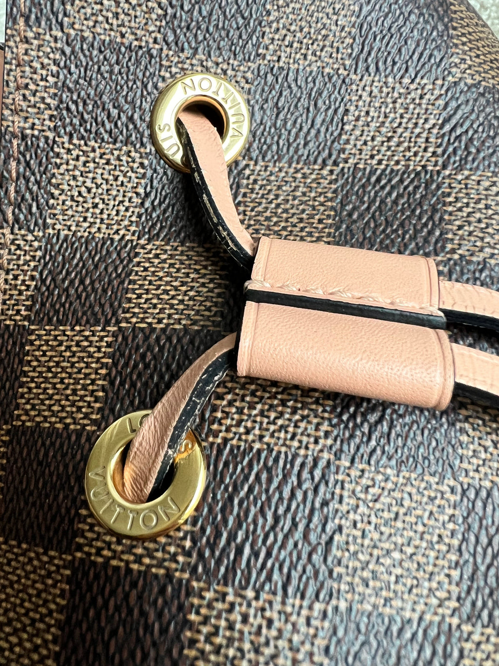 Louis Vuitton Neo Noe Monogram Rose Poudre (RRP £1,560)