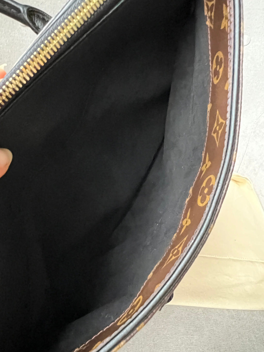 Louis Vuitton Pallas Tote in Monogram and Black (RRP £1960)