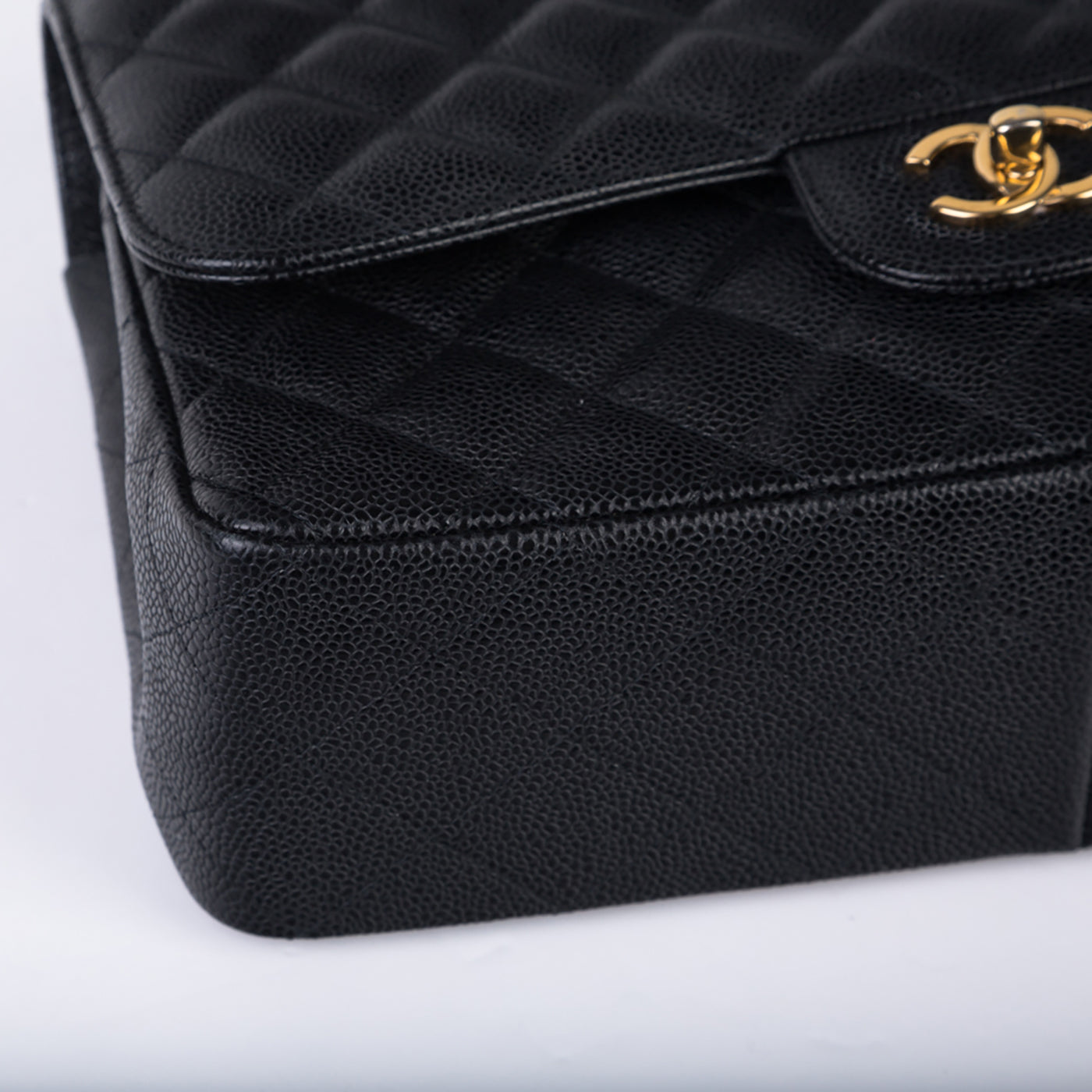 Chanel Classic Flap Bag Jumbo