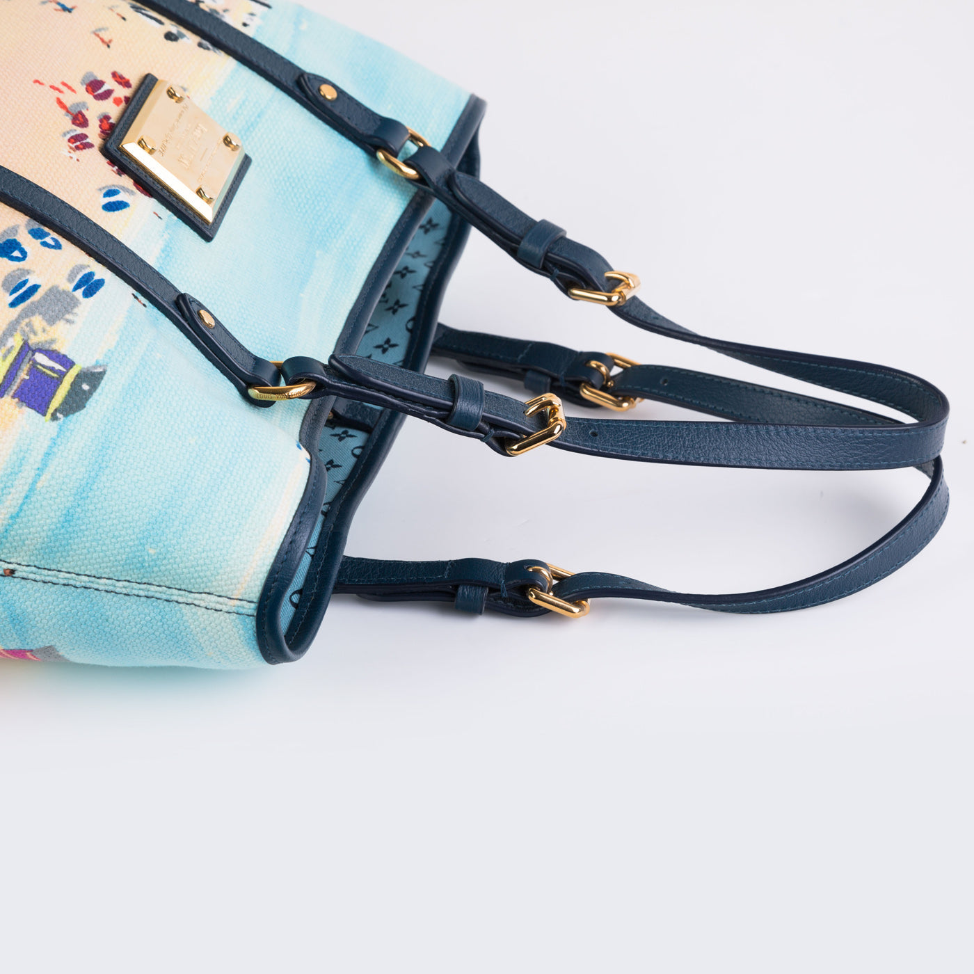 Louis Vuitton Ailleurs Escale Cabas MM