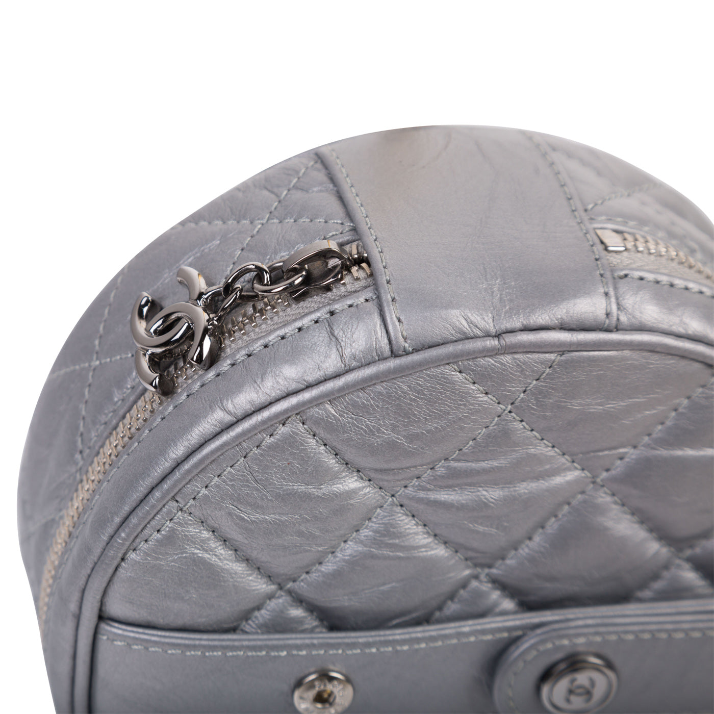 Chanel Circular coin pouch