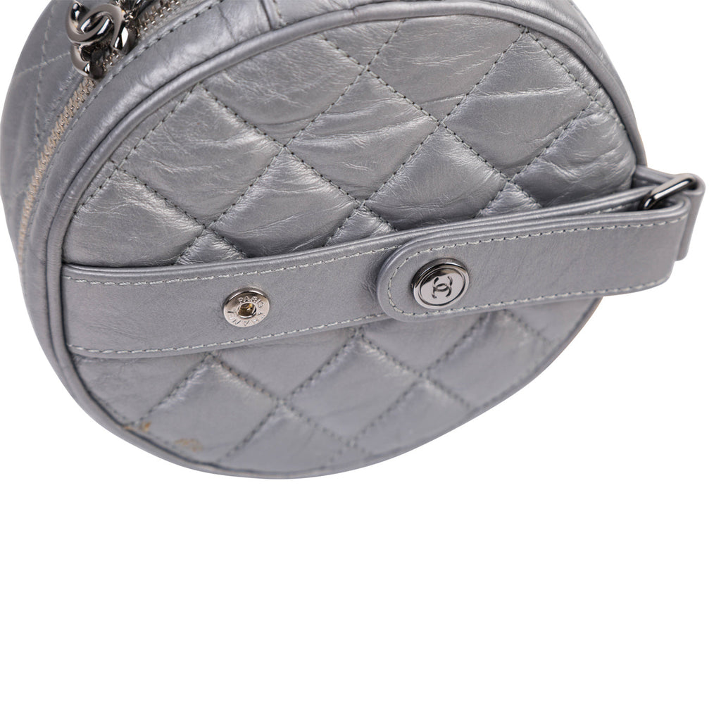 Chanel Circular coin pouch