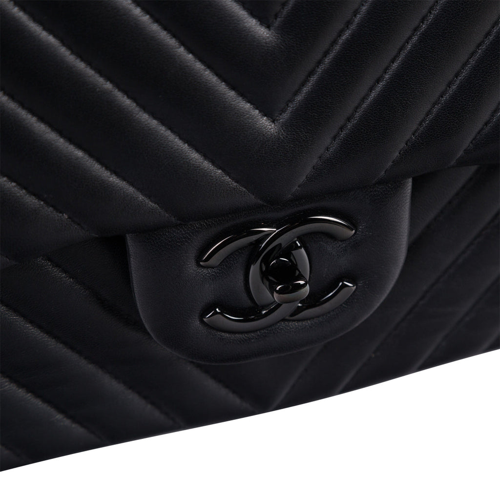 Chanel Classic Flap Maxi - So Black