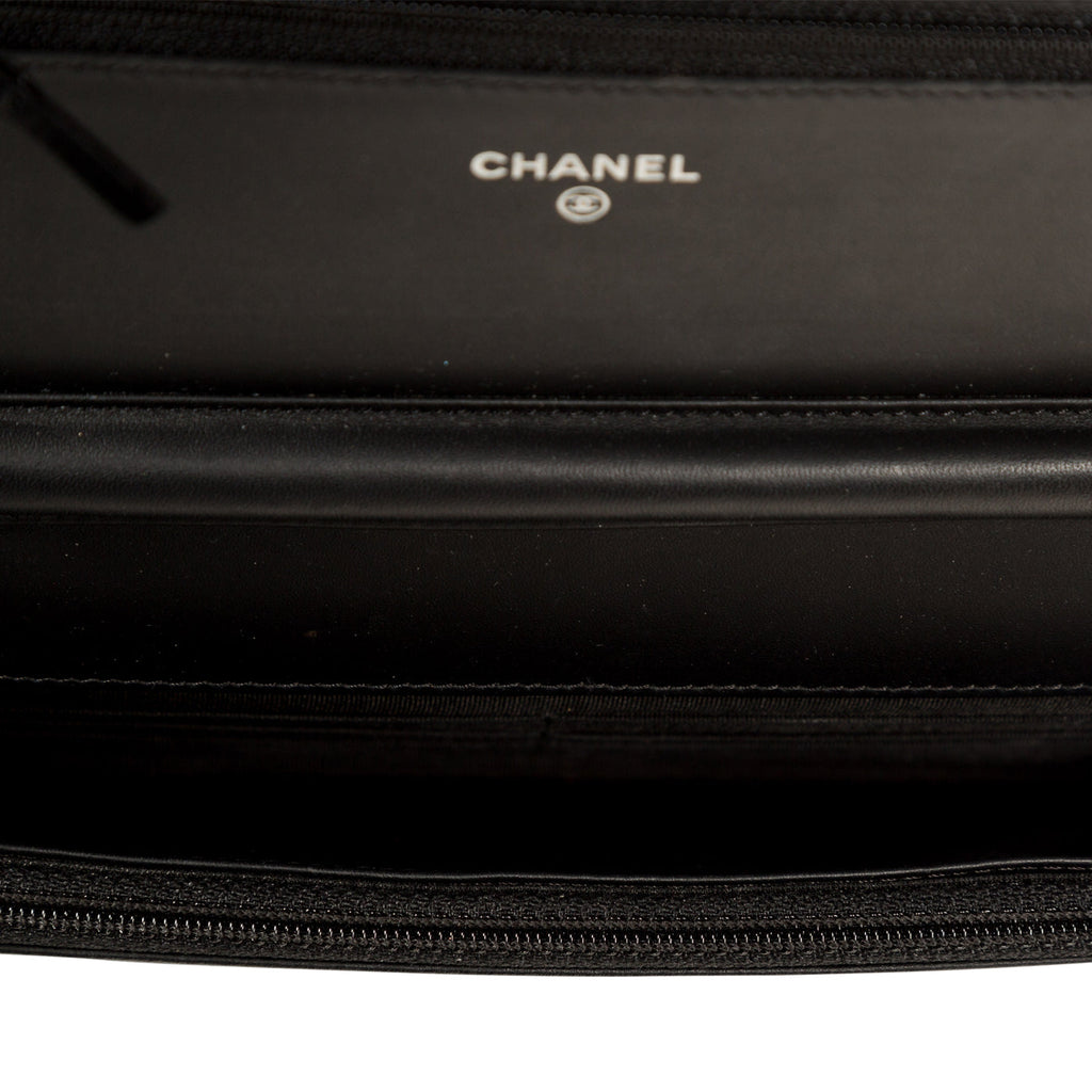 Chanel Classic CC Wallet on Chain