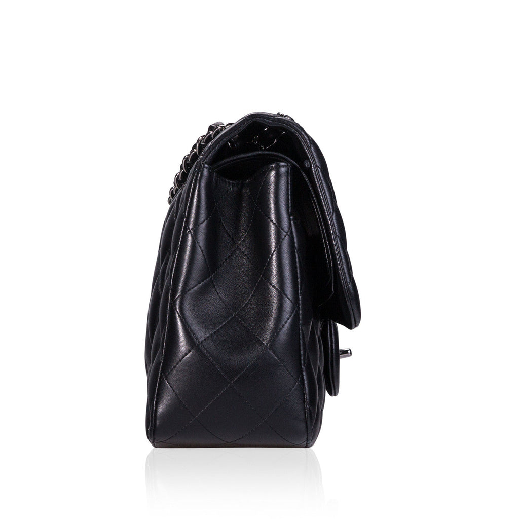 Chanel Classic Flap Jumbo