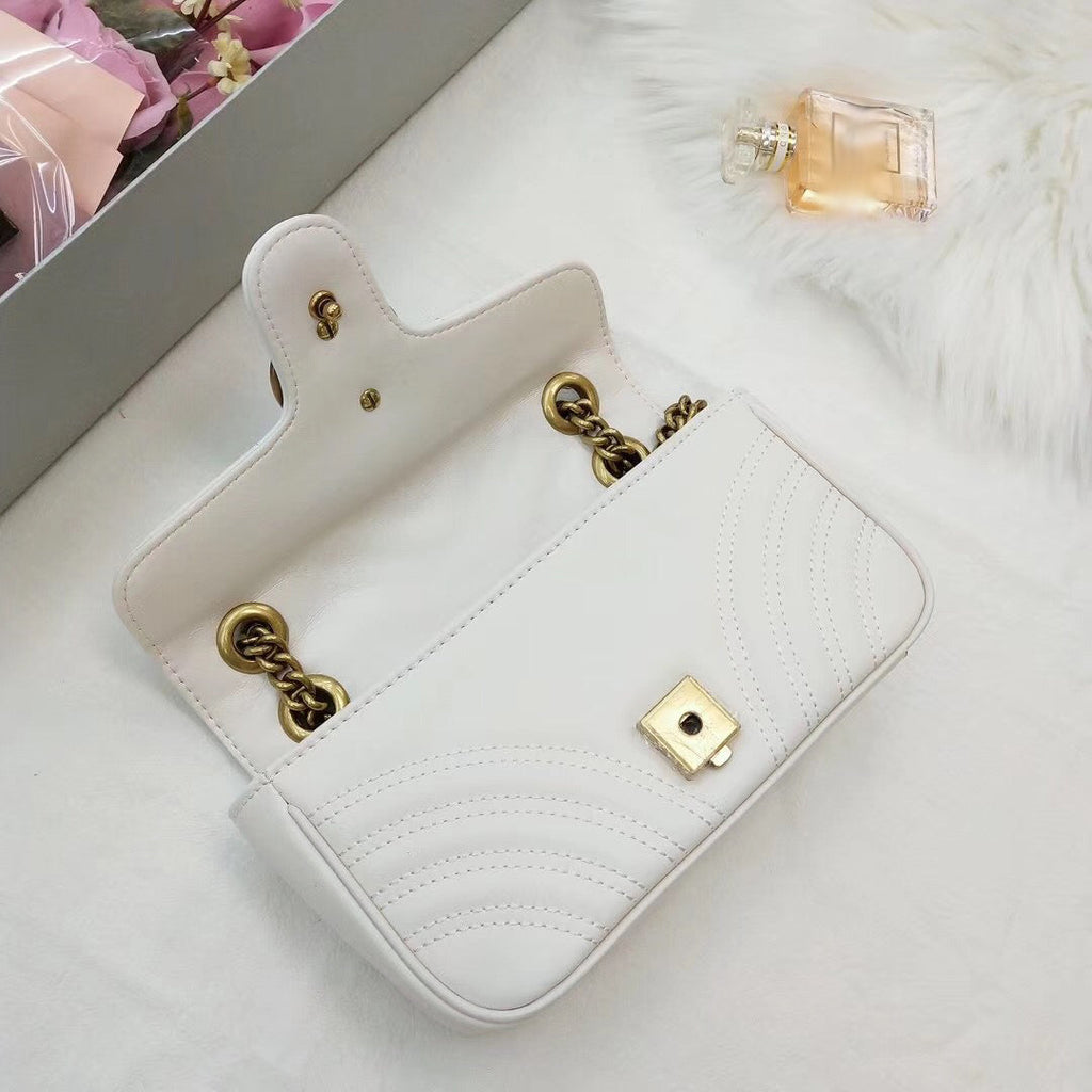 GC005 MEDIUM SIZE 10.2x5.9x2.8inch   SMALL SIZE 8.7x5.1x2.4inch