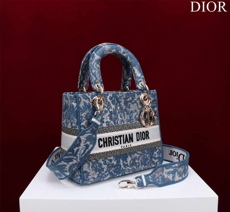 ELE - Dir Bags - 1702