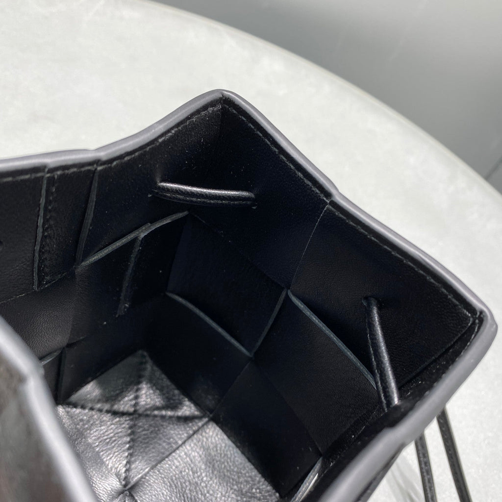 GLAMI Mini Cassette Bucket Bag Black, For Women, Bags 5.5in/14cm 680217VCQC48425