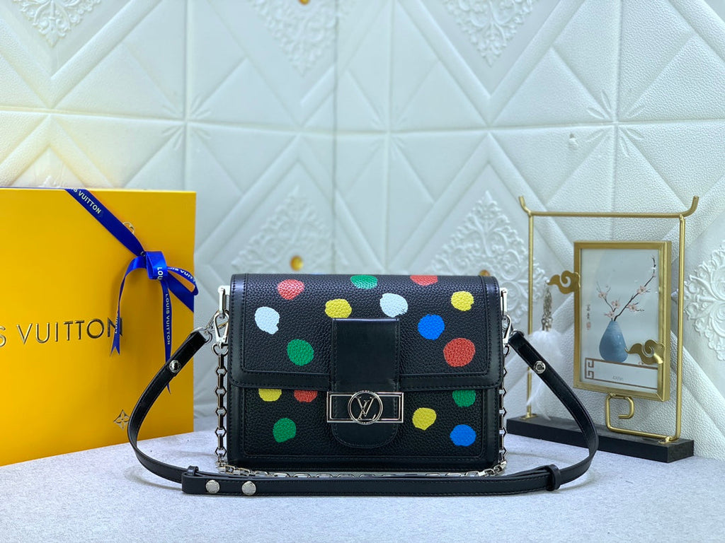 EN - New Arrival Bags LUV 658