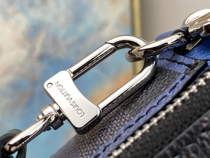LOV2 Bags - Luxurious Bags  1670